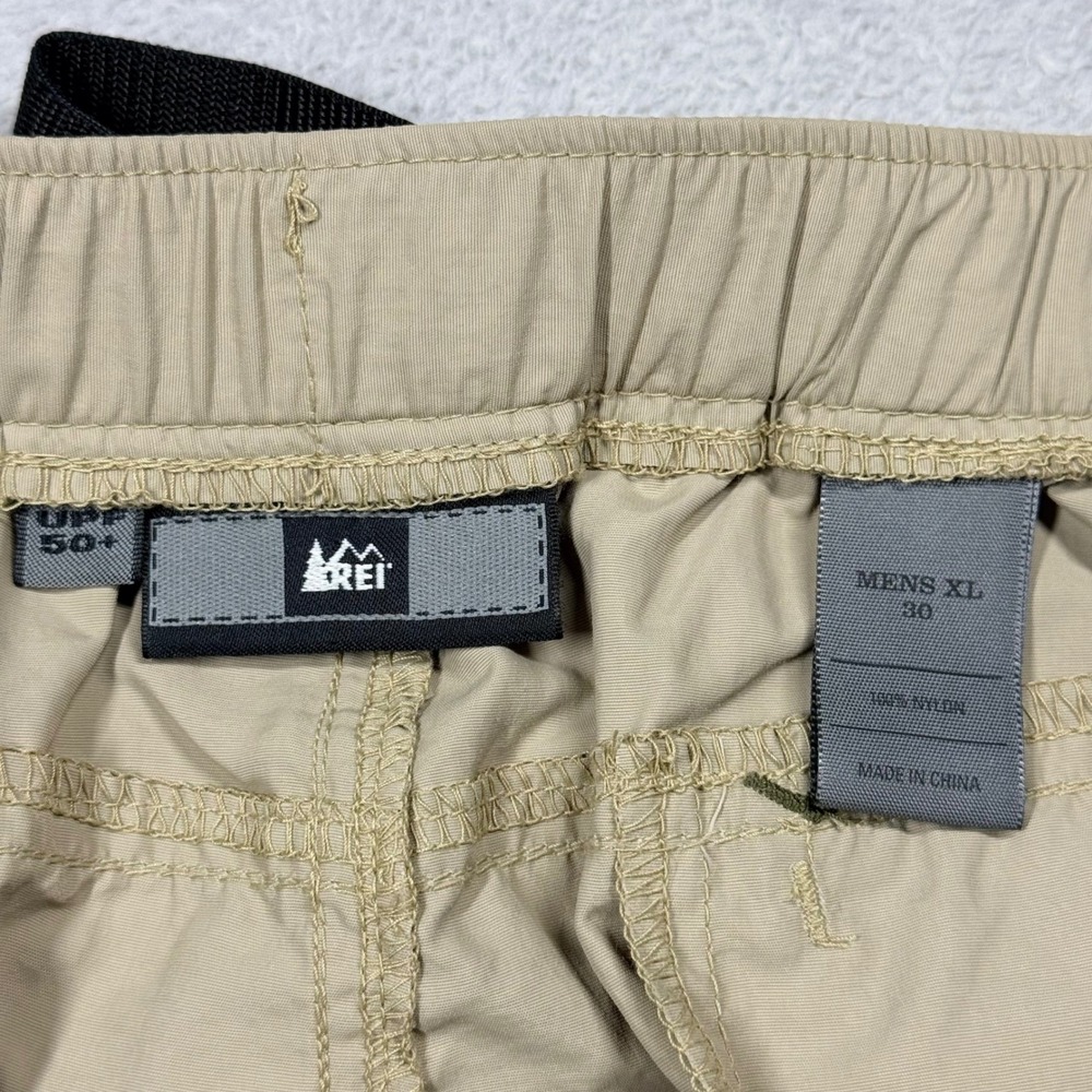REI Mens XL Convertible Hiking Pants Zip Off Legs Tan Nylon Outdoor